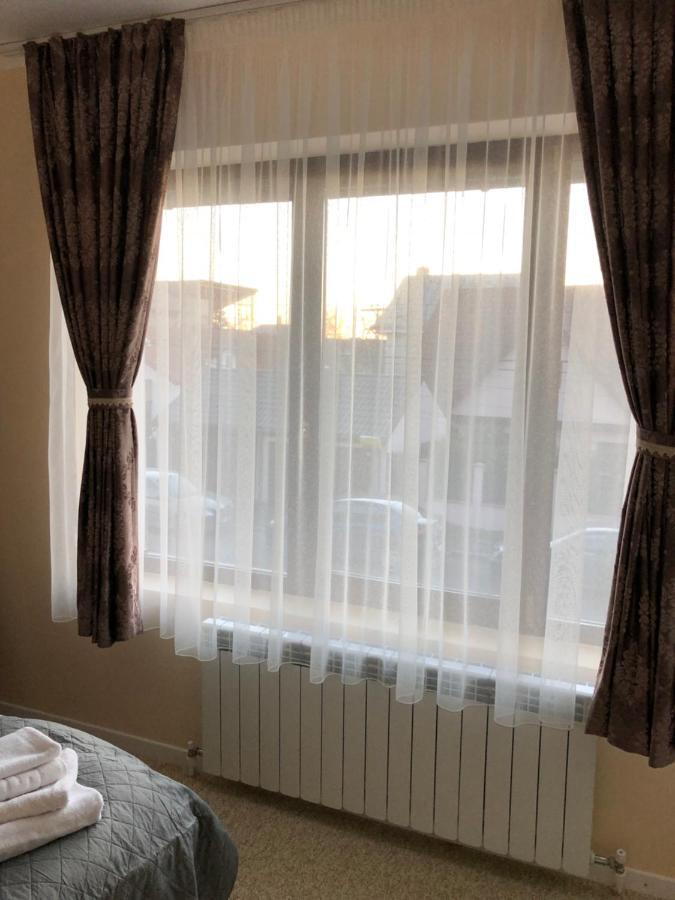 Aleria De Piatra Aparthotel Piatra Neamt Ngoại thất bức ảnh